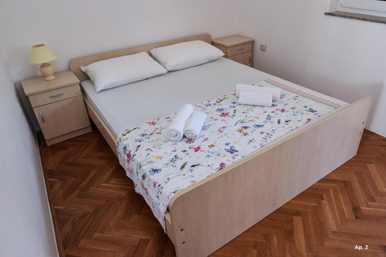 Apartments Bella Sky II Новаля Екстериор снимка