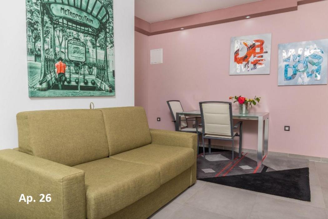 Apartments Bella Sky II Новаля Екстериор снимка