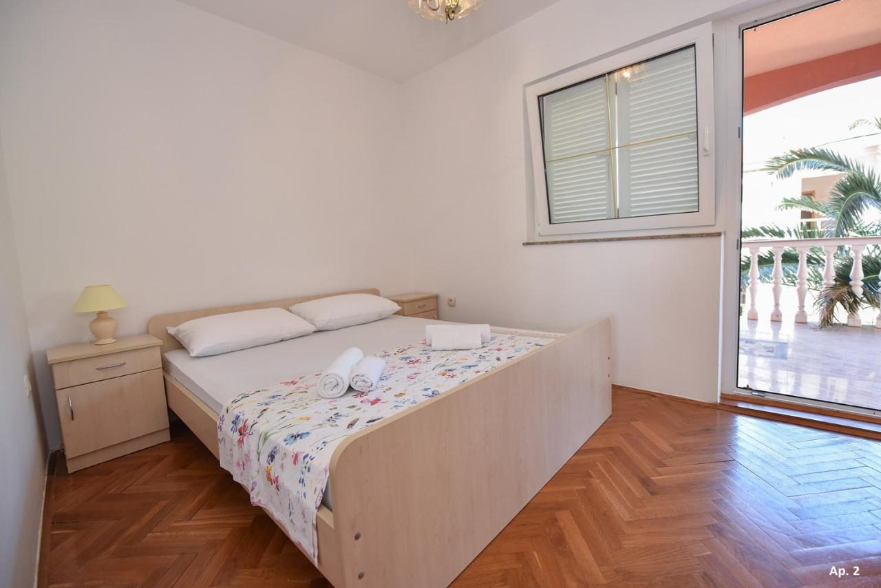 Apartments Bella Sky II Новаля Екстериор снимка
