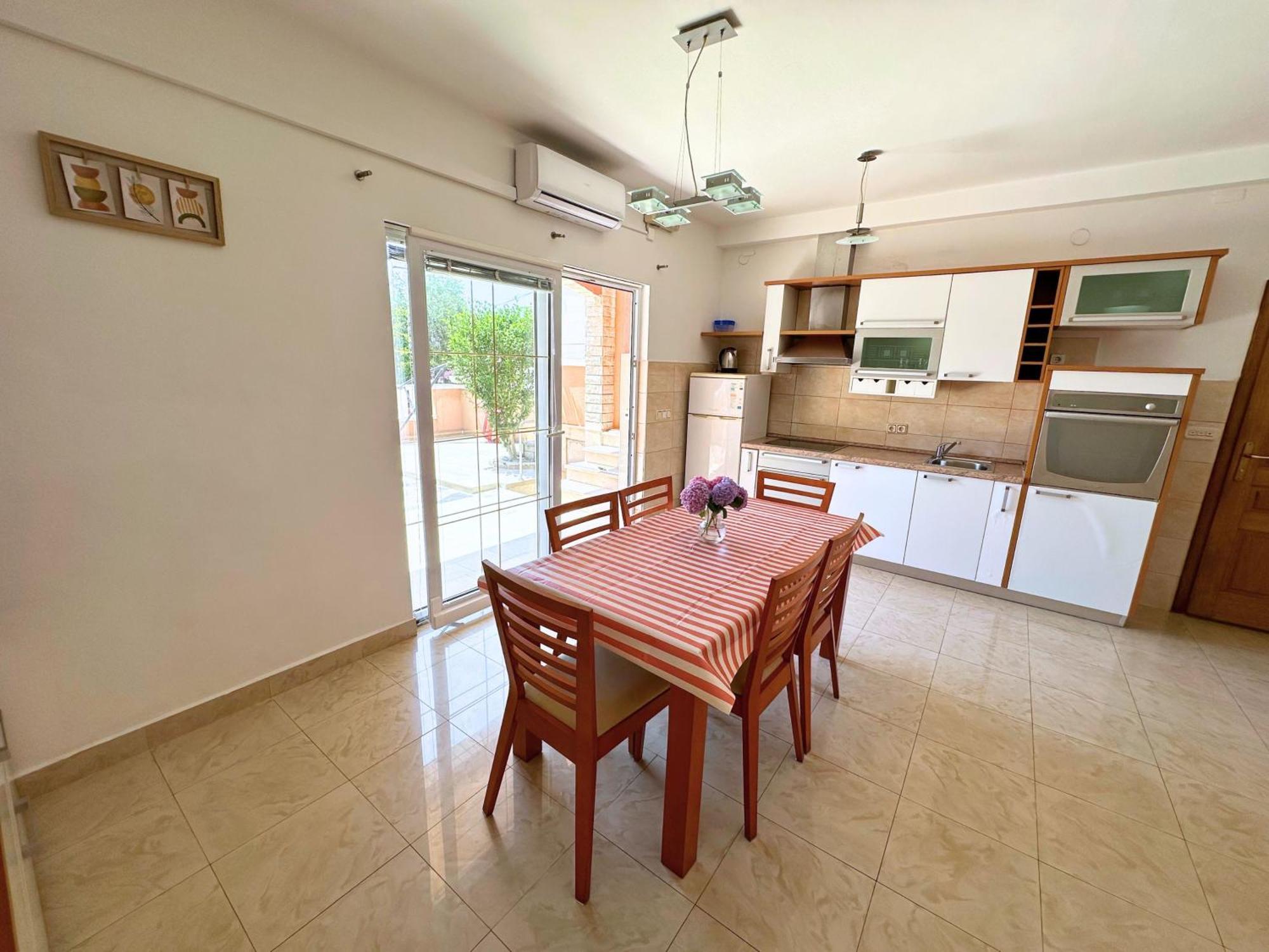Apartments Bella Sky II Новаля Екстериор снимка