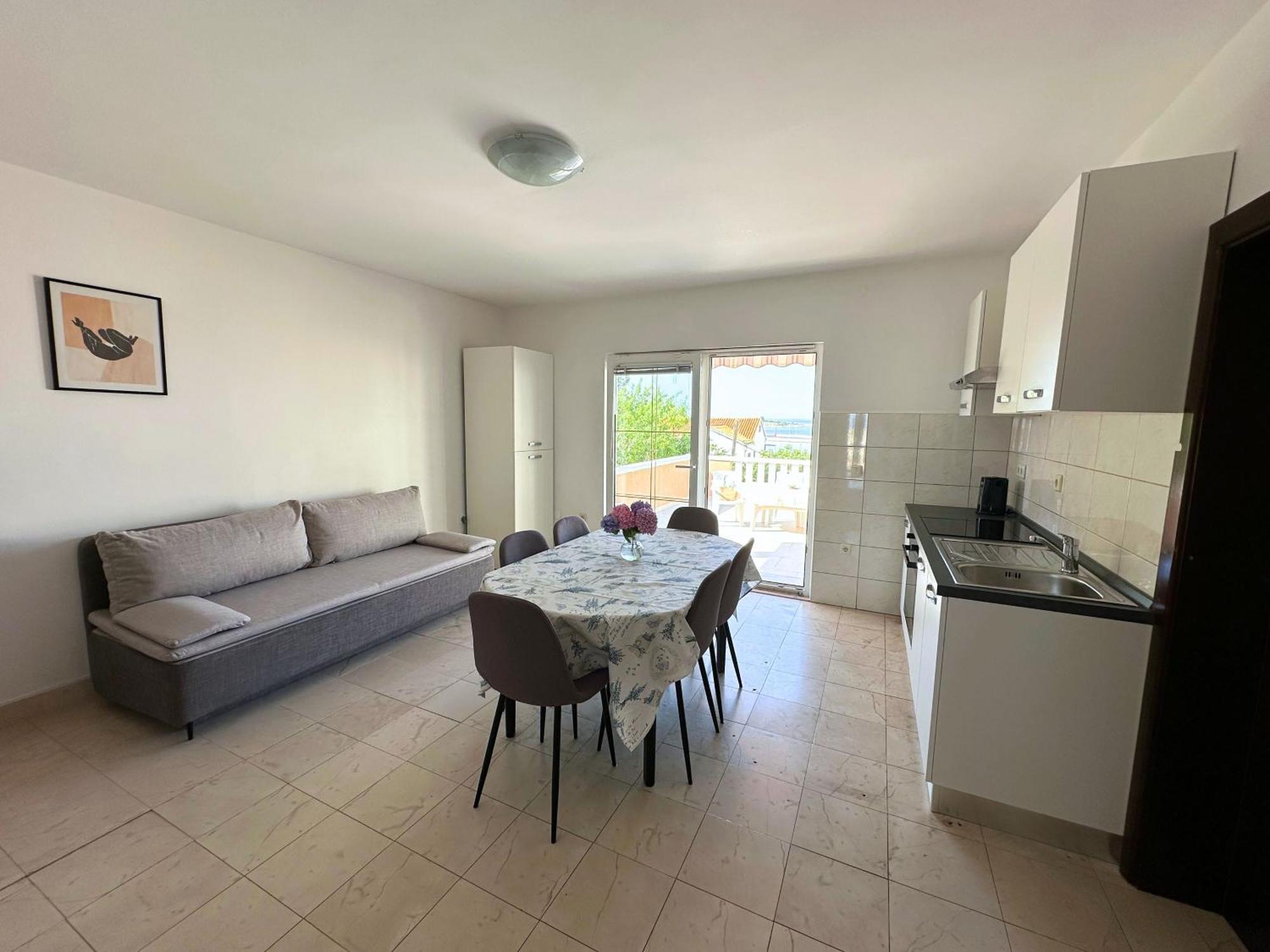 Apartments Bella Sky II Новаля Екстериор снимка