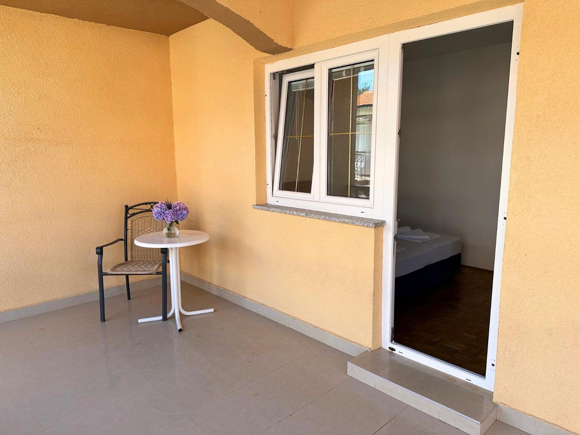 Apartments Bella Sky II Новаля Екстериор снимка