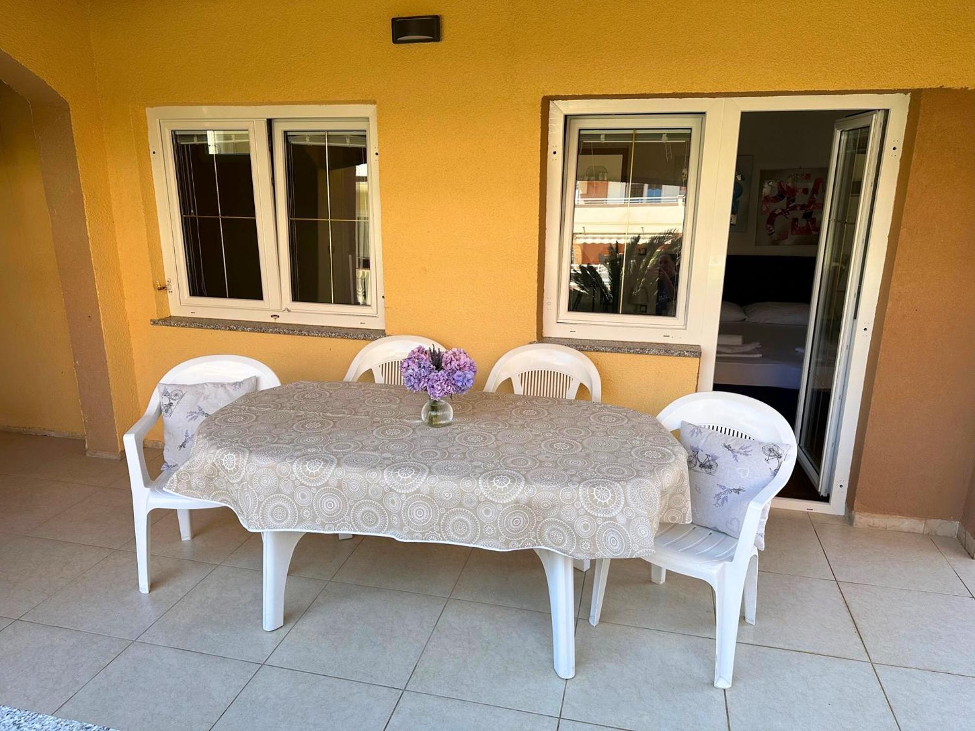 Apartments Bella Sky II Новаля Екстериор снимка