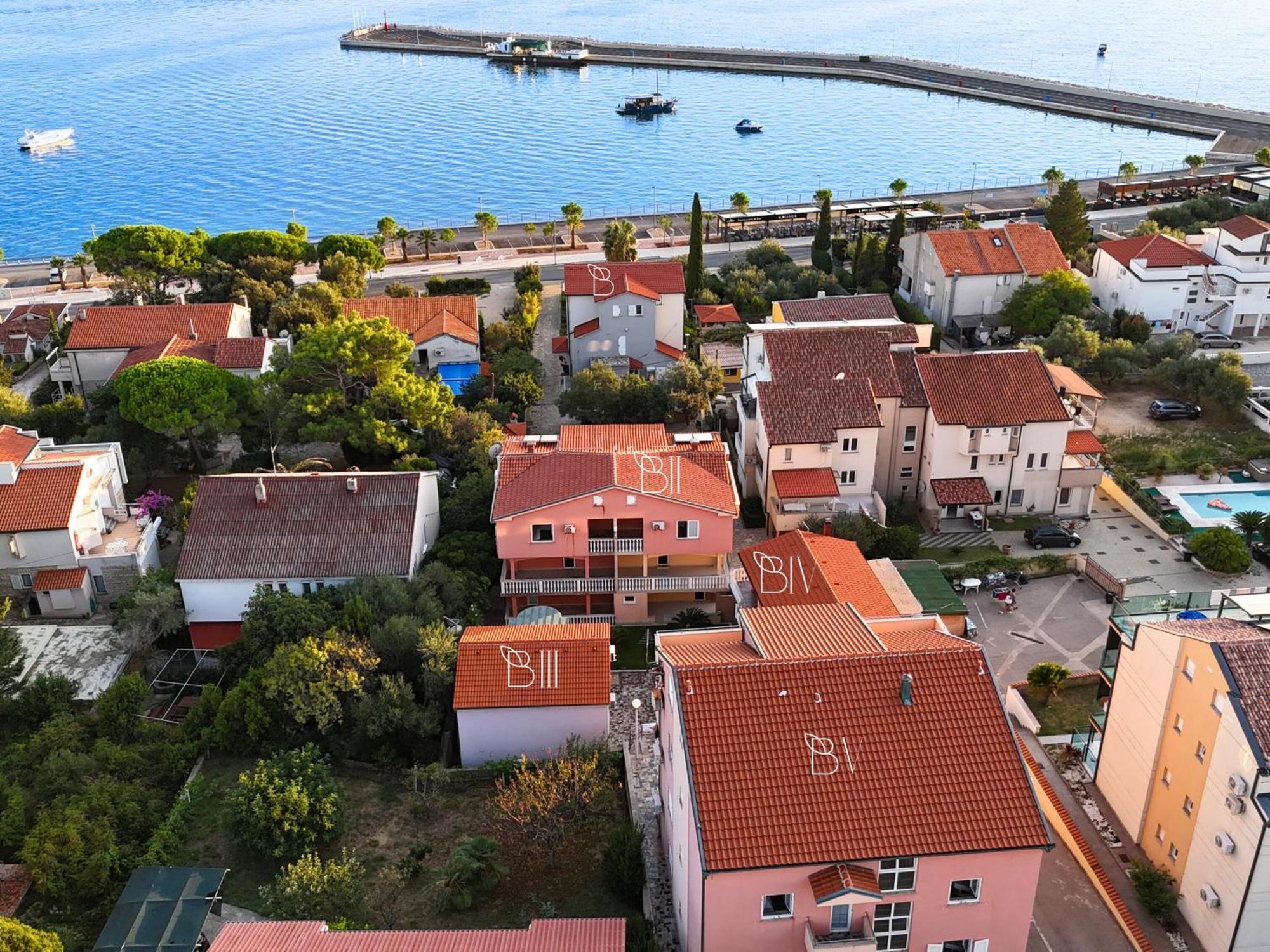 Apartments Bella Sky II Новаля Екстериор снимка